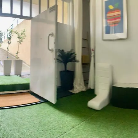A Bright Art House With Parking Near Oaka For A Short *