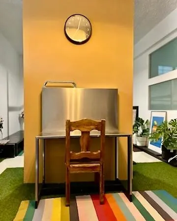 A Bright Art House With Parking Near Oaka For A Short