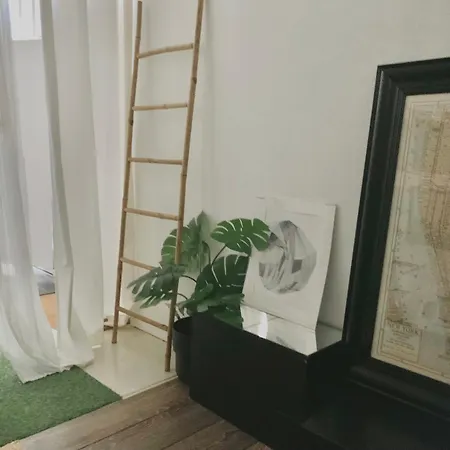 A Bright Art House With Parking Near Oaka For A Short Σπίτι διακοπών