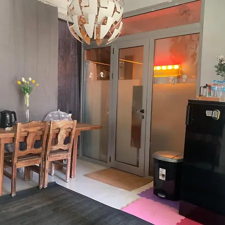 Σπίτι διακοπών A Bright Art House With Parking Near Oaka For A Short Αθήνα