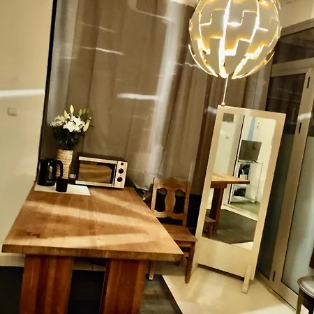 A Bright Art House With Parking Near Oaka For A Short * Αθήνα