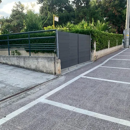 A Bright Art House With Parking Near Oaka For A Short Σπίτι διακοπών Αθήνα