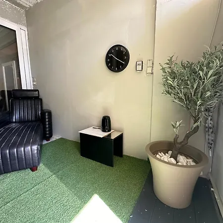 A Bright Art House With Parking Near Oaka For A Short * Αθήνα