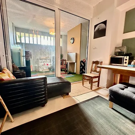 A Bright Art House With Parking Near Oaka For A Short Σπίτι διακοπών Αθήνα