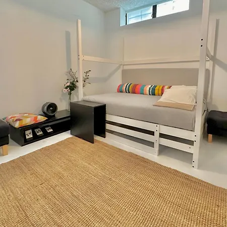 Σπίτι διακοπών A Bright Art House With Parking Near Oaka For A Short Αθήνα